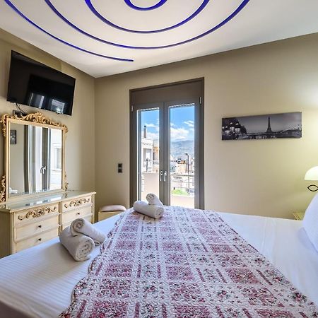Luxury Villa In City Center With Rooftop Swimming Pool 干尼亞 外观 照片