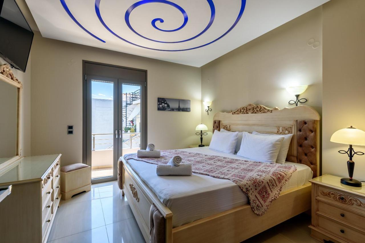 Luxury Villa In City Center With Rooftop Swimming Pool 干尼亞 外观 照片